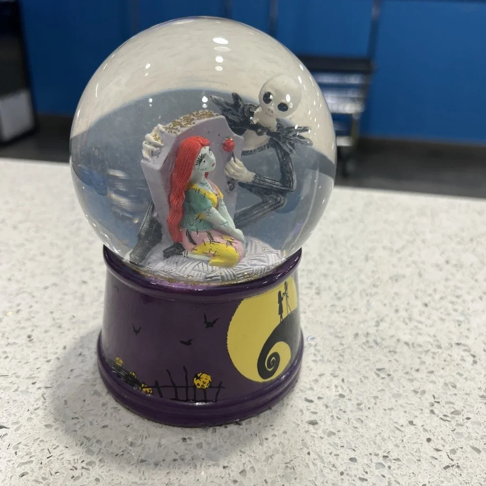 Jack Skellington Sally and Zero Musical Snow Globe Nightmare Before Christmas